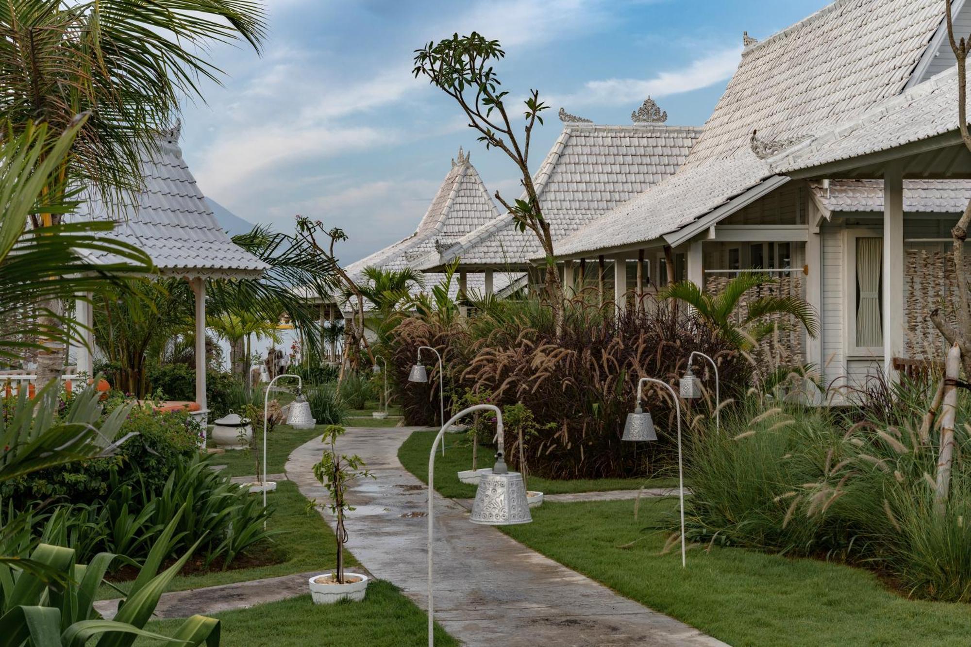 Paus Putih Hotel Lembongan Eksteriør bilde
