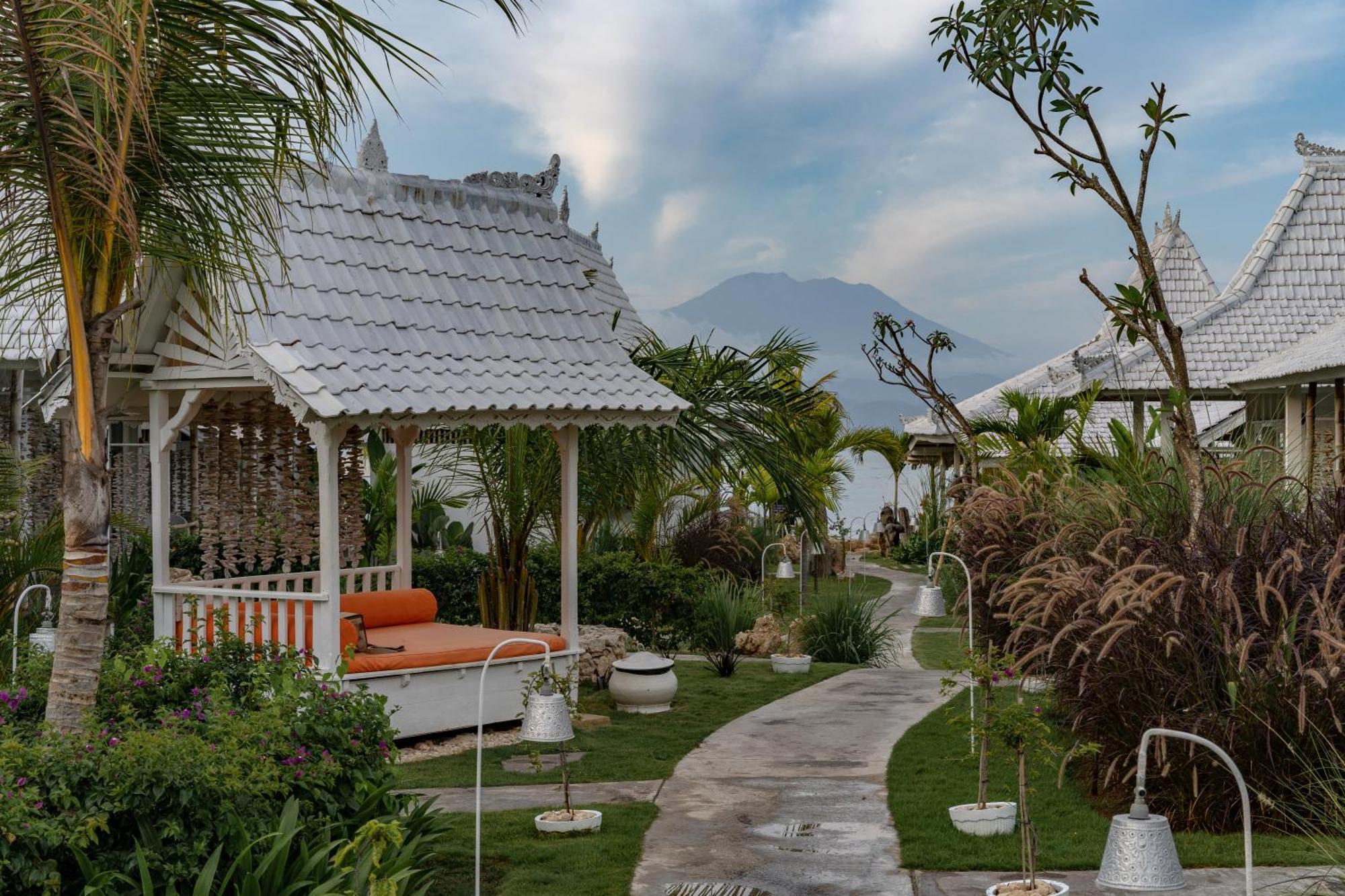 Paus Putih Hotel Lembongan Eksteriør bilde