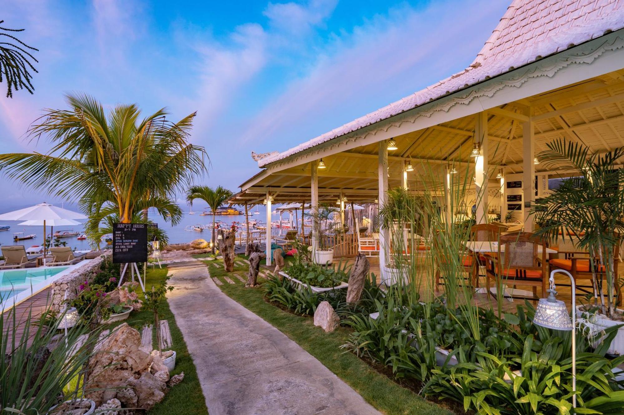 Paus Putih Hotel Lembongan Eksteriør bilde